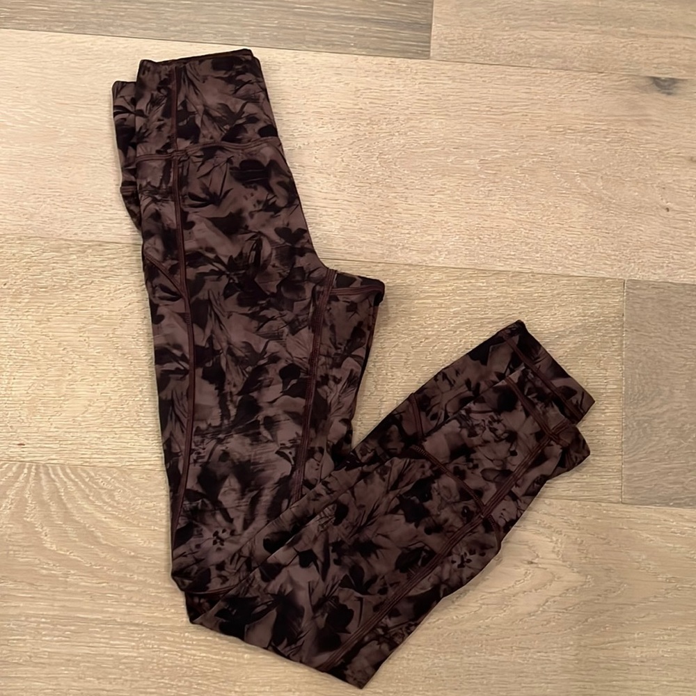 Lululemon 7/8 Leggings